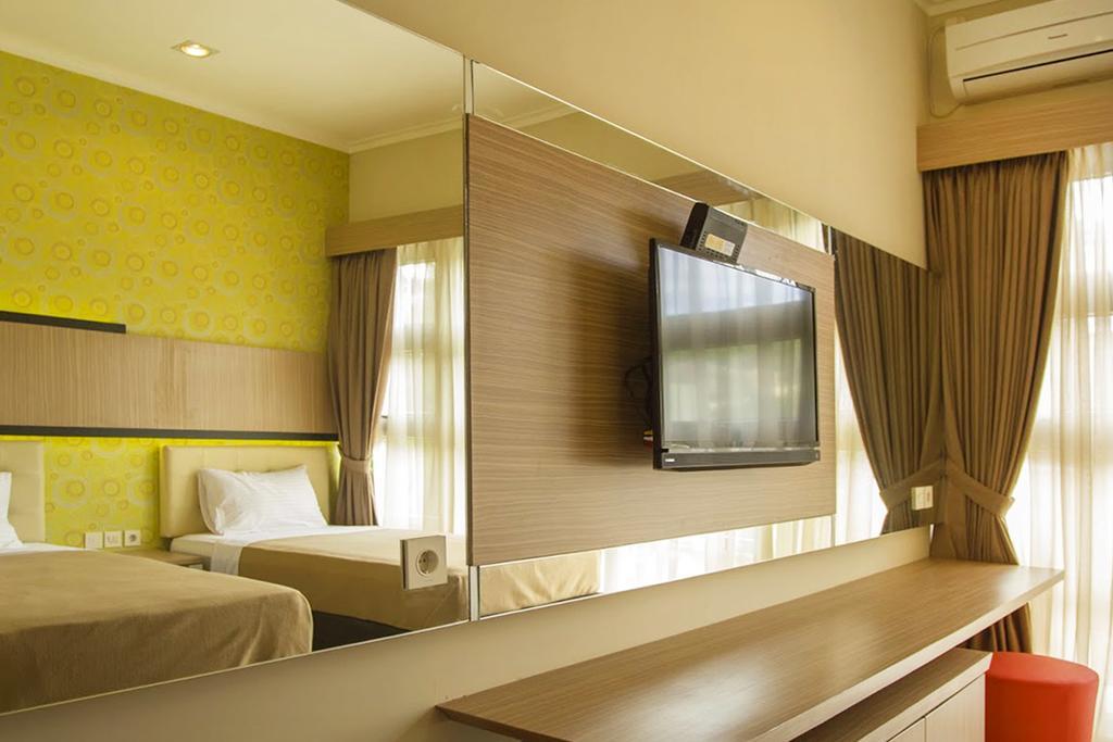 Daily Home Villa Dago Bandung Bilik gambar