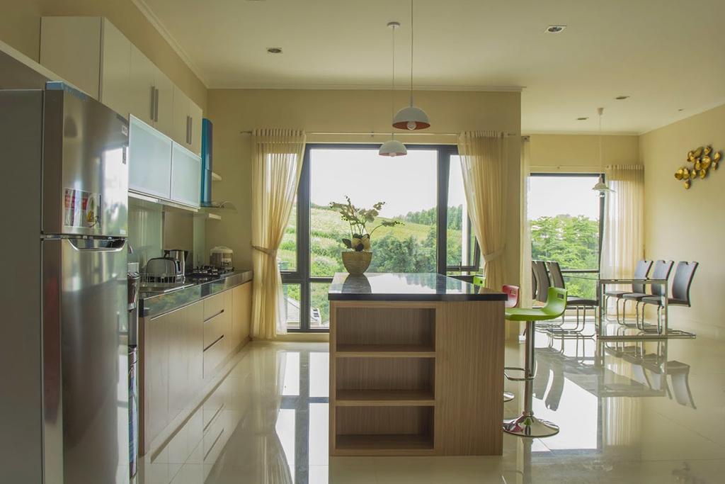 Daily Home Villa Dago Bandung Bilik gambar